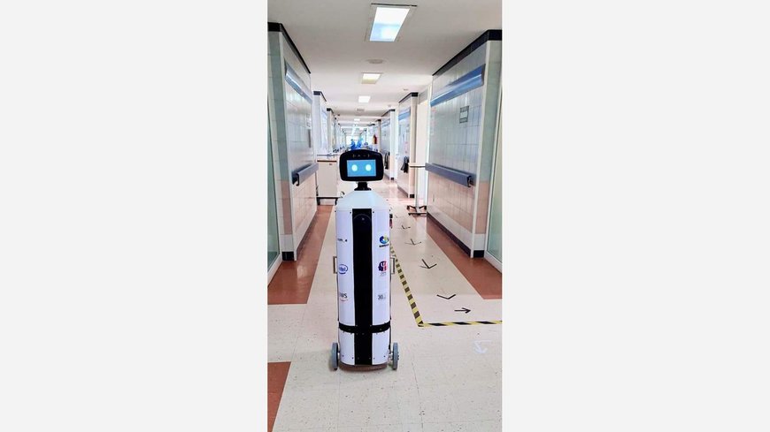 Autonomous Robot with Intel Tech Triages COVID-19 Patients